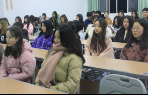 财经学院开展“安全教育”主题班会活动