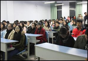 财经贸易系组织“青马”学员学习贺军科同志在中国大学生骨干培养学校第十期结业暨第十一期开班式上的讲话